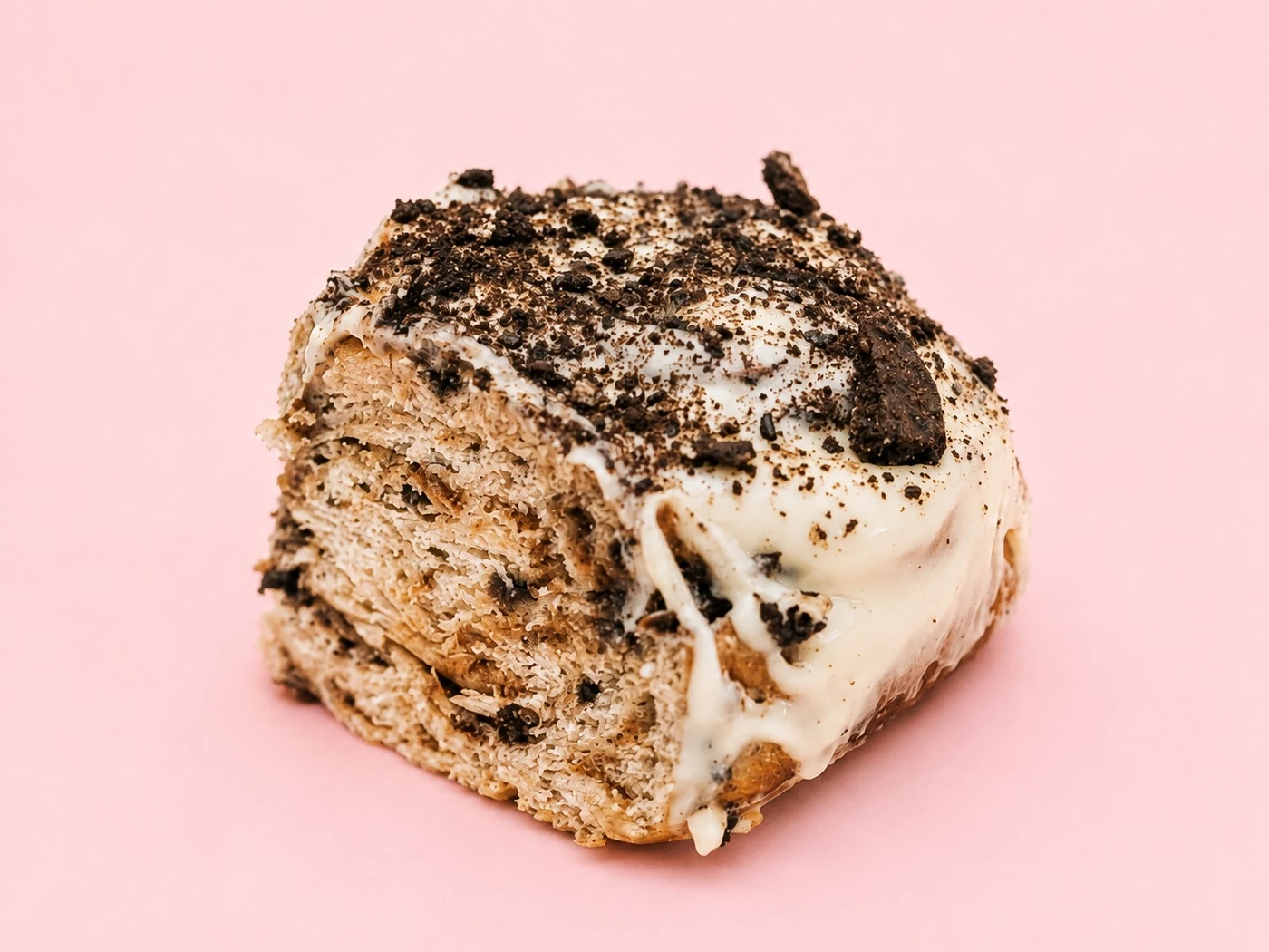 Oreo cinnamon roll